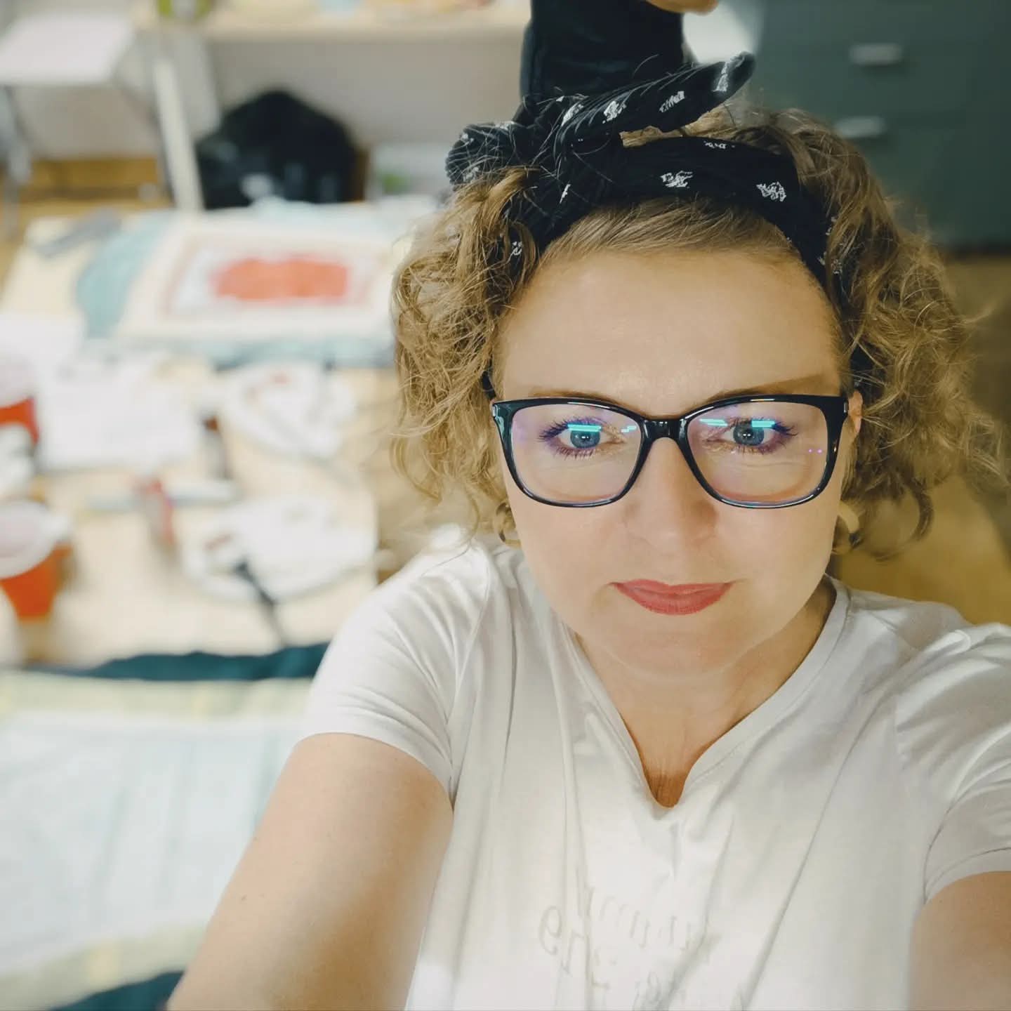 Elżbieta Grygiel — Felicyta, prowadząca warsztaty malowania na katanach
