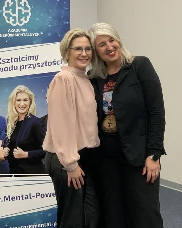Alicja Wiatrowska z prof. Małgorzatą Dobrowolską, profesor psychologii